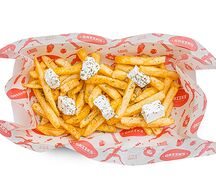 Картофель фри с фетой и орегано