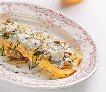 Омлет с белыми грибами и черным трюфелем