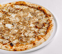 Пицца с черным трюфелем