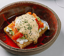 Яйцо Бенедикт с лососем