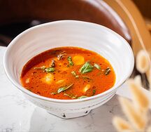 Средиземноморский суп с морепродуктам