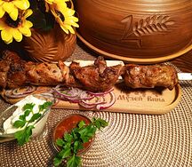 Шашлык из cвинoй шейки