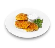 Драник с шампиньонами и сметаной