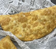 Чебурек с курицей и креветками