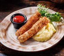 Морковки на грядке