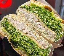 Сэндвич с курицей и пармезаном 