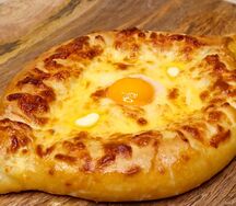 Хачапури по-аджарски