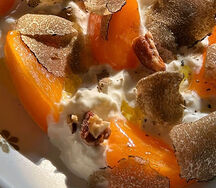 Страчателла с хурмой и трюфелем