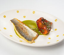 Сибас, батат, соус из авокадо