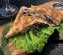 С ветчиной и сыром