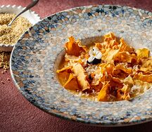 Пшенная тыквенная каша с хрустящими чипсами