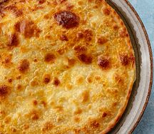 Пирог с брынзой и зеленью
