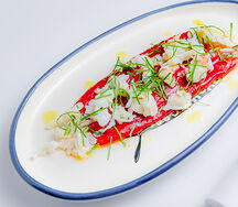 Печеные перцы рамиро с крабом