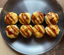 Запеченный ролл с мидиями и чукой