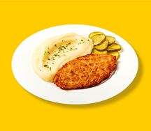 Котлета с картофельным пюре и маринованным огурчиком