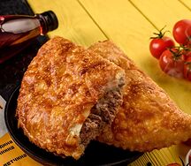Чебурек с мраморной говядиной
