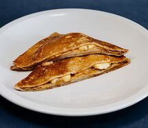 Блинчик с бананом и сгущенкой
