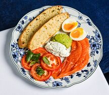 La Cultura healthy breakfast