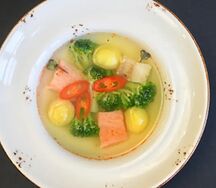 Лосось с брокколи