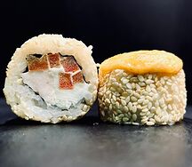 Запеченный ролл с курицей