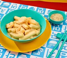 Токпокки с креветками в соусе том ям