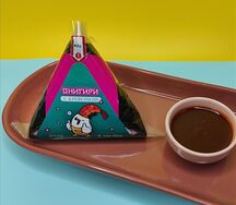 Онигири с креветкой