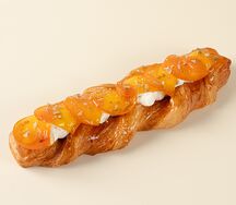 Плетёнка с хурмой и заварным кремом
