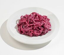 Салат свекольный с чесноком