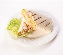 Сытный ролл с картофелем и ветчиной