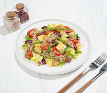 Салат с тунцом