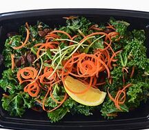 Салат из капусты и авокадо