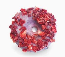 Клубничный пончик с драгонфрутом