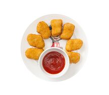Куриные наггетсы с кетчупом