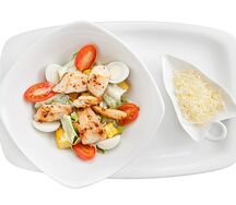 Салат Цезарь с курочкой
