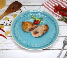 Куриный рулет с овощами