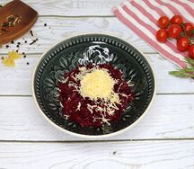 Свекольный салат с сыром