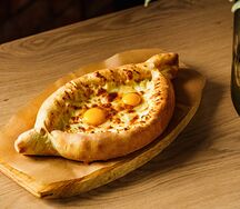 Хачапури по-аджарски