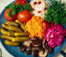 Фирменные соленья из бочки