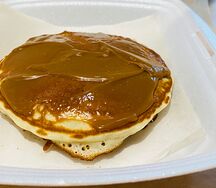 Оладушки с варёной сгущенкой