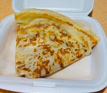 Блин с говядиной, маринованными грибами и сыром