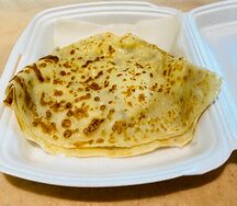 Блин с сосиской в горчичном соусе