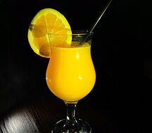 Свежевыжатый апельсиновый сок