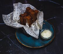 Гренки чесночные