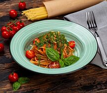 Паста с томатами и базиликом