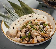 Курица с грибами в сливочном соусе