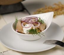 Бочковые грузди в сметане