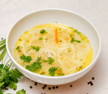 Суп куриный с лапшой