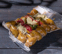 Оливки гигантские с приправами Lucarelli