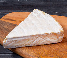 Сыр Бри с белой плесенью