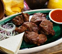 Шашлык из cвинoй шейки